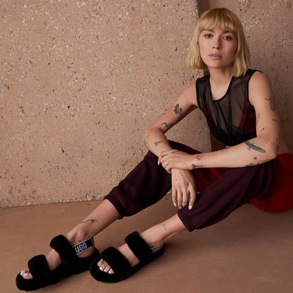 UGG Oh Yeah Deep Amethyst Grey Sheepskin Sandals - Picture 9 of 11